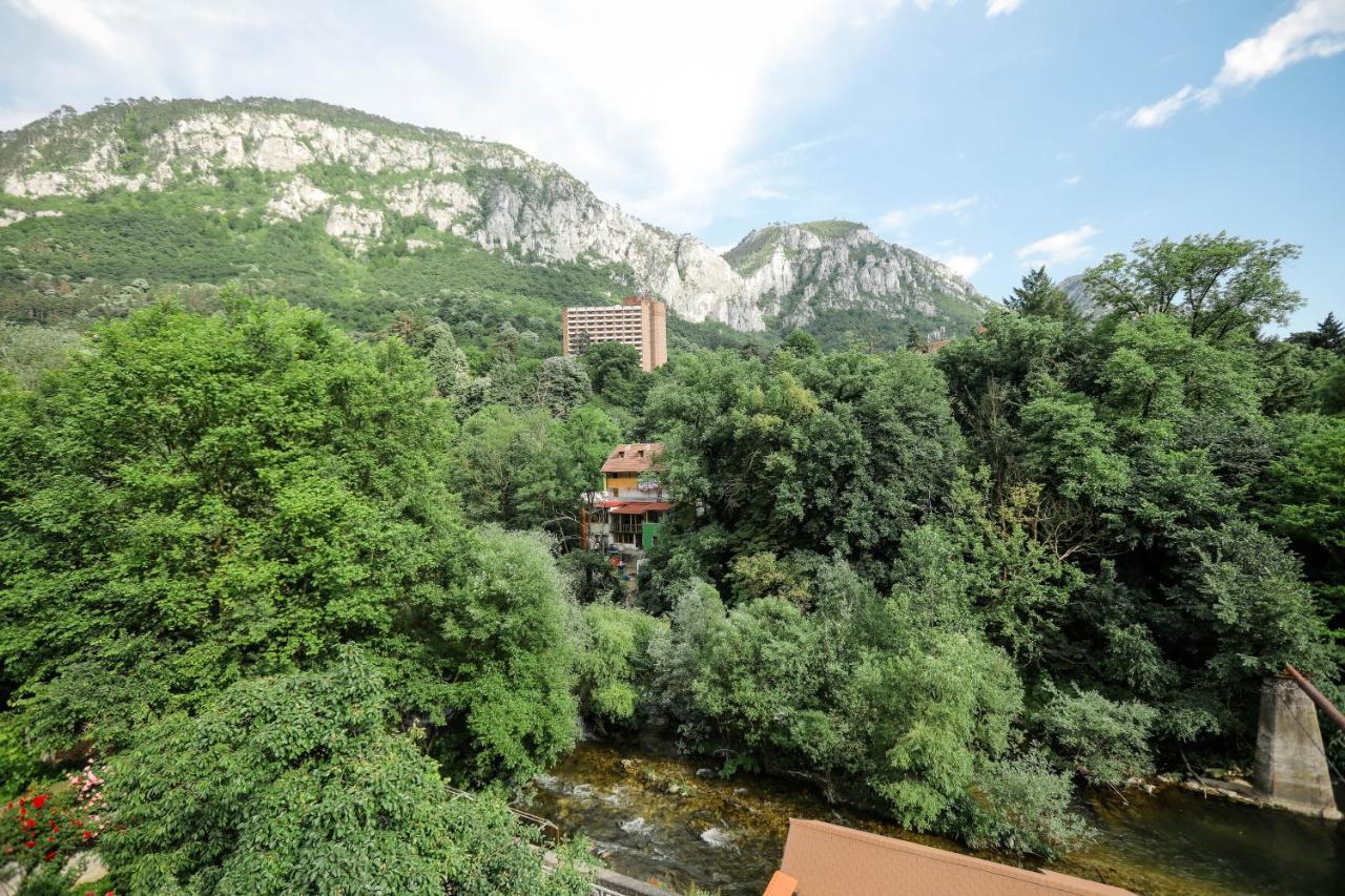 Pensiunea Casa Marica Băile Herculane Exterior foto